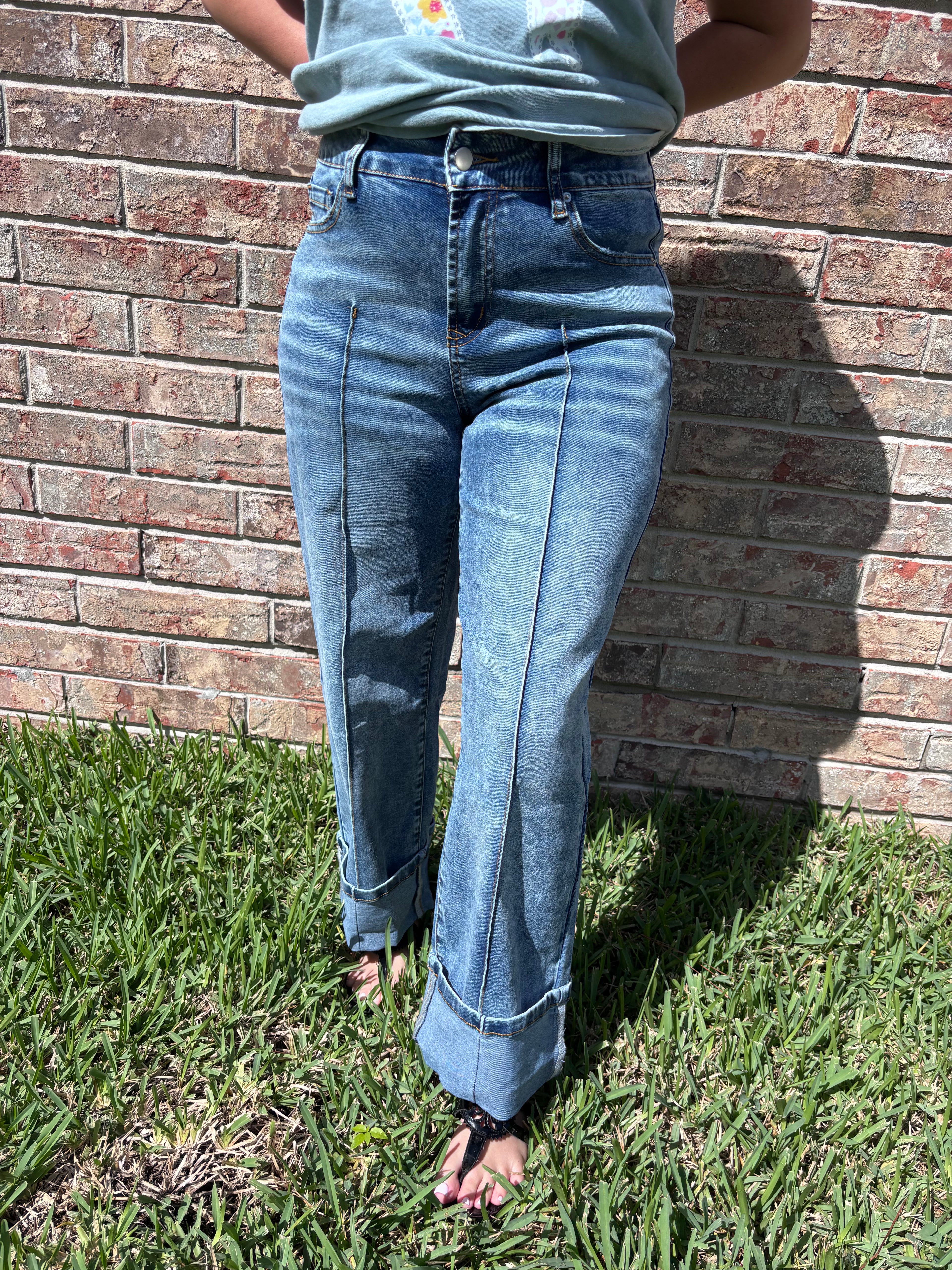 Cuffed Jeans
